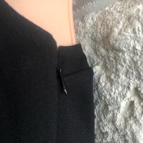 LBD from Express​​ - Picture 5 of 8